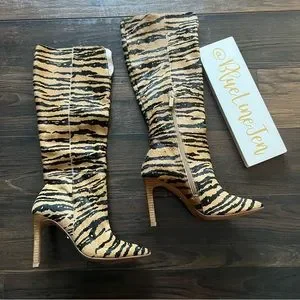 42 GOLD Shoes Lulus 42 Gold Kailynn Tiger Boots Nwot Poshmark